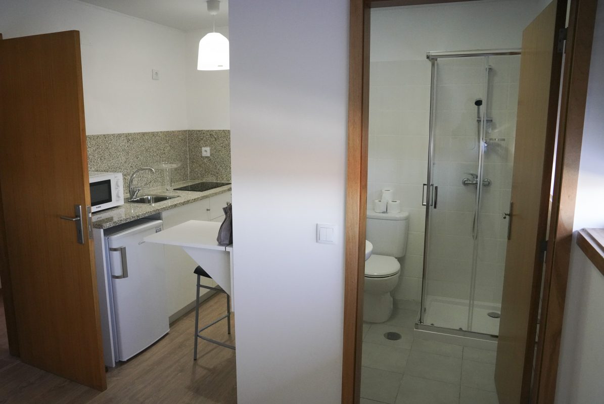 Residencia partilhada em empreendimento de habitação social de Guimarães